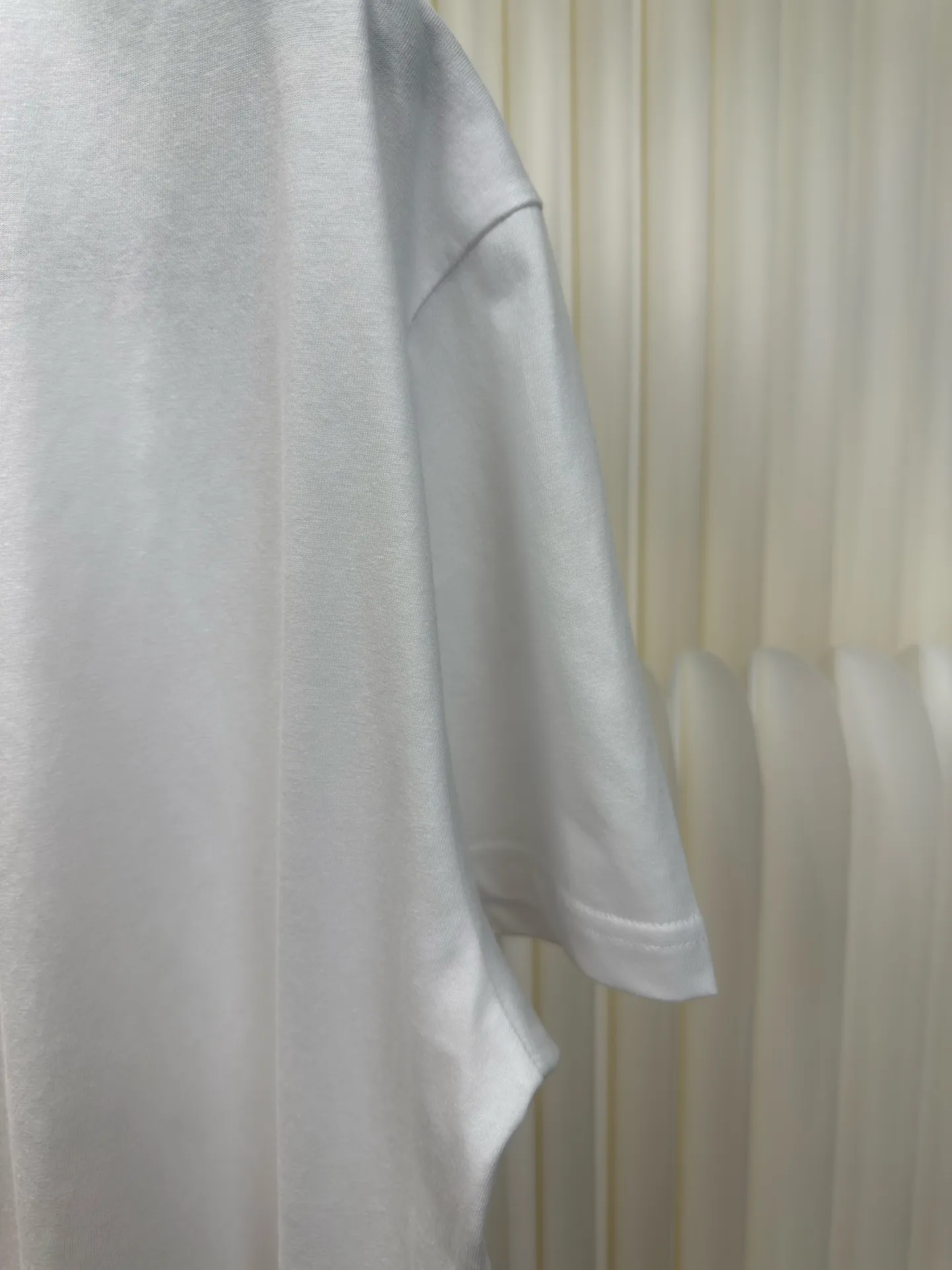 P240 Chrome Hearts Star Wars Limited Short Sleeves Authentic Open Edition - Physical Counter - Top Luxury Quality 🆚 Instant sale of all editions on the market. The fabric is made of 26 weave 200 grams of cotton. The printing is made of hand glue printing. Customized accessories. Size S M L
